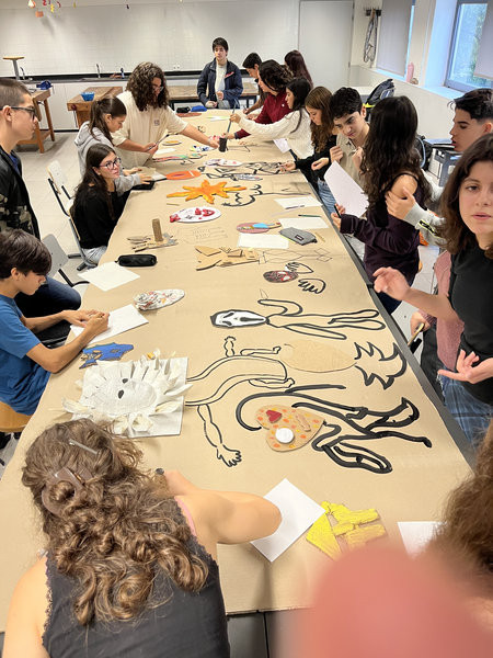 Painel "Baile de Máscaras" — Ateliê de Artes, 9.º B